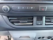 Ford Transit Custom 320 2.5 PHEV L2H1 Limited | NL auto | Automaat | Elektr. Trekhaak | Adapt. Cruise control | BLIS | Winter pack | Navigatie | Apple carplay & Android auto | Parkeersensoren voor en achter | Achteruitrijcamera | Bovag garantie |