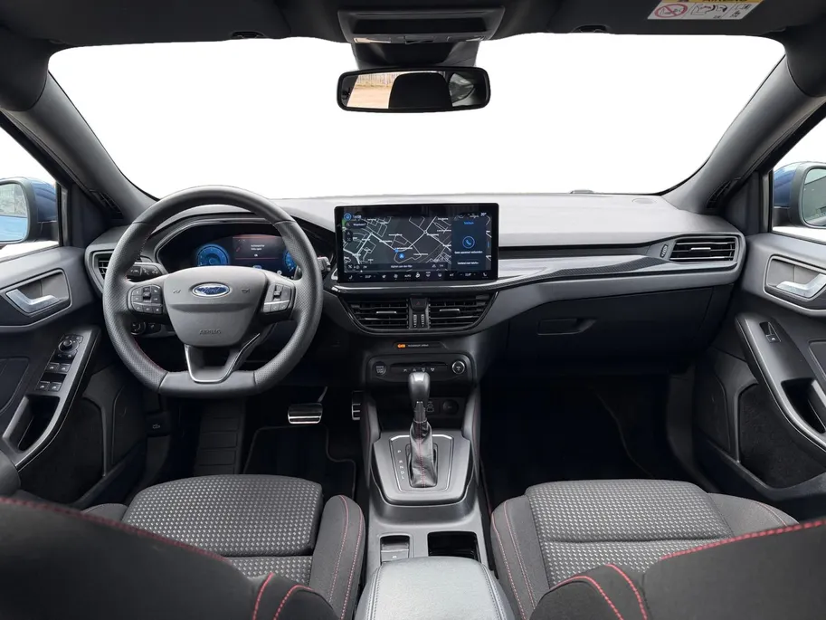 Ford Focus Wagon 1.0 EcoBoost Hybrid ST Line X | NL auto | Dealer onderhouden | 155 pk |  Automaat | BLIS| Adapt. cruise control | Winter pack | Parkeersensoren voor en achter | Achteruitrijcamera | Elektr. achterklep | B&O audio | 18' lichtmetalen velgen | Bovag ga