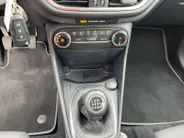 Ford Fiesta 1.0 EcoBoost Titanium | 1e Eigenaar | NL-Auto | Apple Carplay / Android Auto | Climate Control | parkeersensoren | Cruise Control | Lichtmetalen velgen