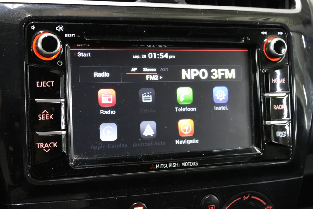 Mitsubishi Space Star 1.0 Cool+ / Airco / Apple Carplay / Android Auto / Achteruitrijcamera /