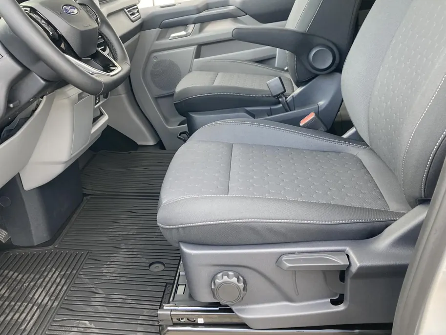 Ford Transit Custom 340 2.5 PHEV L1H1 Limited Kombi 8-pers VOORRAAD Prijs EX BTW inclusief BPM