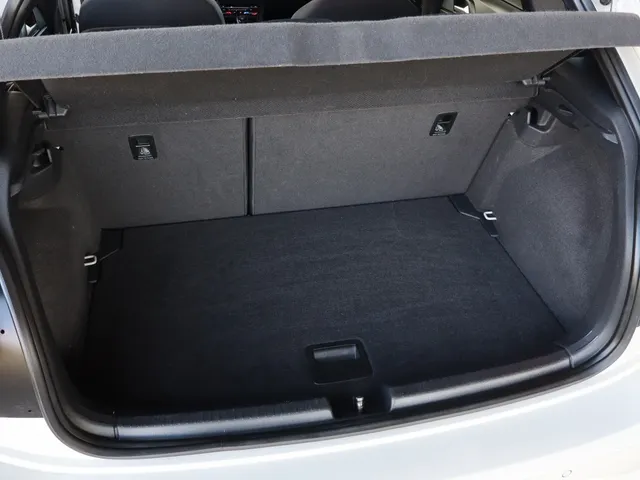Volkswagen Polo 1.0 TSI R-Line | Adaptive Cruise | App Connect
