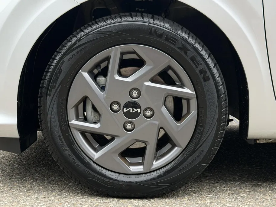 Kia Picanto 1.0 DPI DynamicPlusLine | Achteruitrijcamera | LED verlichting | Navi | Cruise control | Apple/Android Carplay | Parkeersensoren achter | LMV | Privacy glass