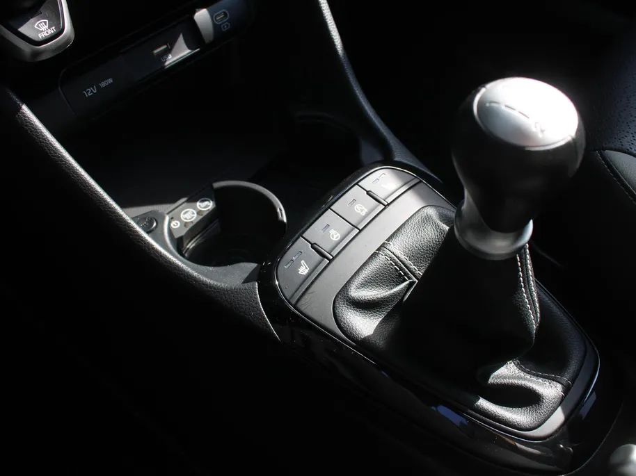 Kia Picanto 1.0 DPI GT-Line | Schuif-/kanteldak | Stuur-/stoelverwarming | Navi | Clima | Cruise | Camera | Leer | 16' LM | LED | Keyless |