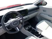 Hyundai Kona Premium Sky | ! Als nieuw! | Vol Opties | NU Incl. 12 maanden garantie, APK, Onderhoudsbeurt etc. Premiumpakket gratis! |