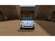 Renault 5 urban range techno 40 kWh Nu uit voorraad leverbaar met Gratis 5 jaar fabrieksgarantie en € 1.300,- Zeeuw & Zeeuw korting !