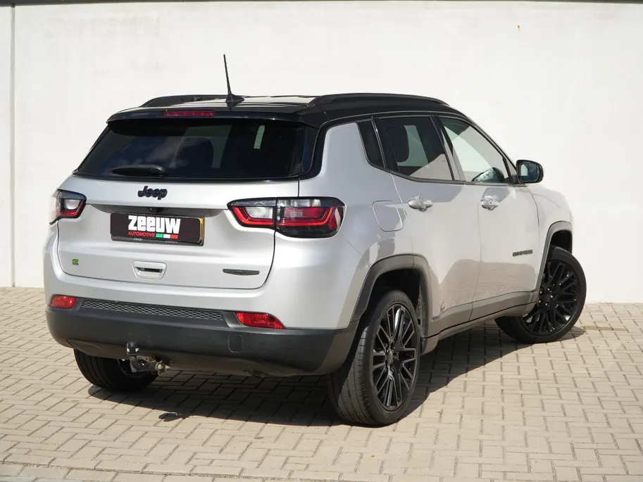 Jeep Compass 1.5T e-Hybrid 130 PK Night Eagle | Navi | Trekhaak | Carplay | 19'