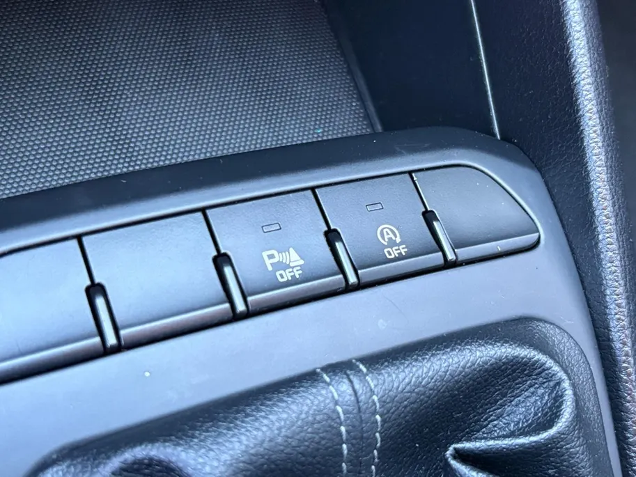Kia Rio 1.0 TGDI DynamicLine | Camera | Navi | Apple Carplay | Android Auto | Lichtmetalen Velgen | Start/Stop |