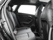Audi A3 Sportback 40 TFSIe 204pk S-tronic S Edition · Panoramadak · Apple/Android Car Play · Lederen Bekleding · Cruise Control · Navigatie · Stoelverwarming · P-Sensoren · 17'' Inch ·