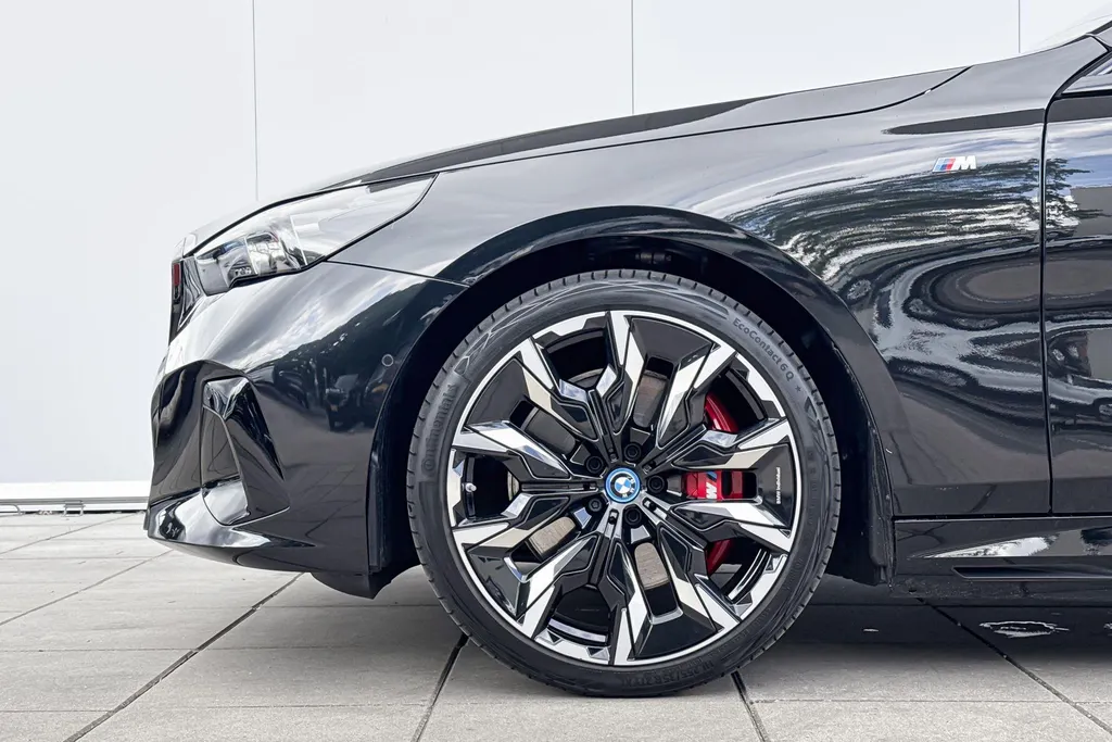 BMW i5 Sedan eDrive40 M Sport Pro