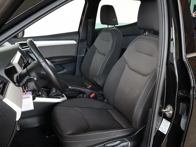 SEAT Arona 1.0 TSI Xcellence Business Intense | Stoelverwarming | Camera