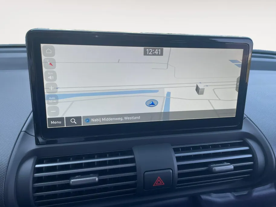 Hyundai Inster Evolve Sky 49 kWh DIRECT LEVERBAAR |