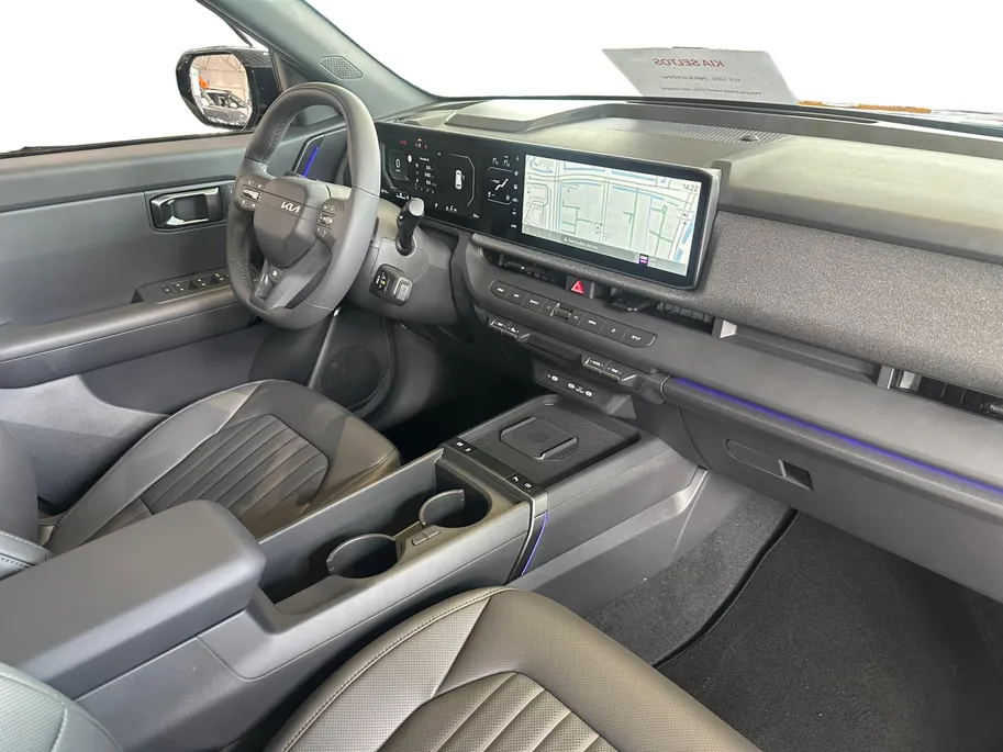 Kia Seltos 1.6i X-Line Demo Edition | NIEUW MODEL | 180 PK | Harman Kardon | Geventileerde & verwarmbare stoelen | 360 Camera | Fabrieksgarantie 3-7-2033 + 3x 1 jaar* | Trekgewicht: 1.300 kg | NAP