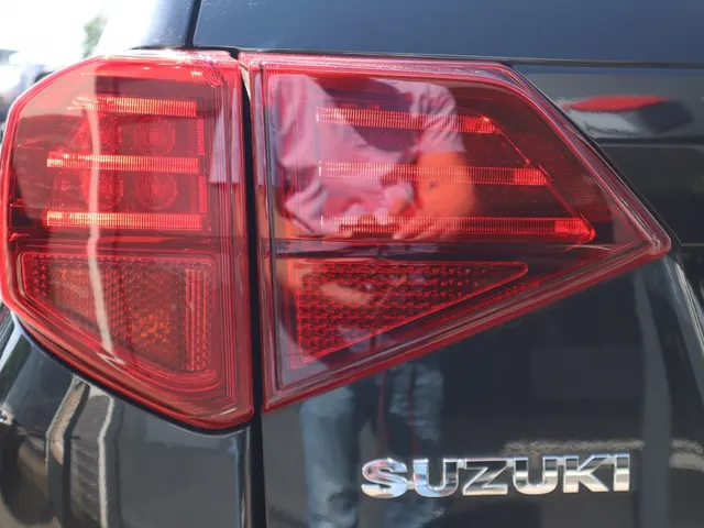 Suzuki Vitara 1.4 BoosterJet Select Hybrid Trekhaak | AllSeasons | Carplay