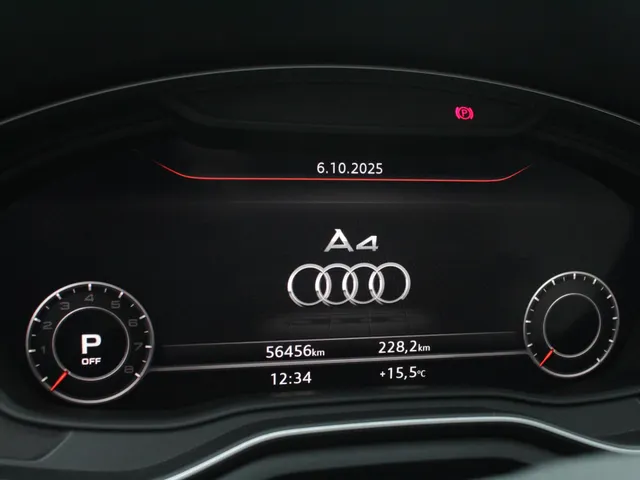 Audi A4 Limousine 35 TFSI Design Pro Line Plus | Navi | Digital dash | Leder | Schuifdak | Cruise
