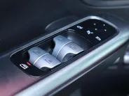 Mercedes-Benz C-Klasse Estate 300 e AMG Line l Trekhaak l Panoramadak l stoelverwarming l Leder