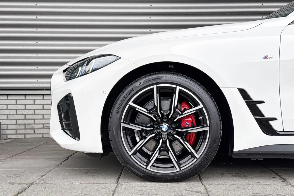 BMW i4 M60 84 kWh