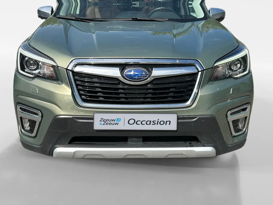 Subaru Forester 2.0i e-BOXER First Edition 4WD, Trekhaak, Panoramadak etc! NU RIJKLAARPRIJS INCL. 12 Maanden garantie, Premium afleverpakket gratis!