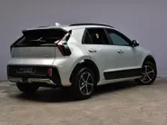 Kia Niro 1.6 GDi Hybrid 138pk DCT6 DynamicLine Snel leverbaar!