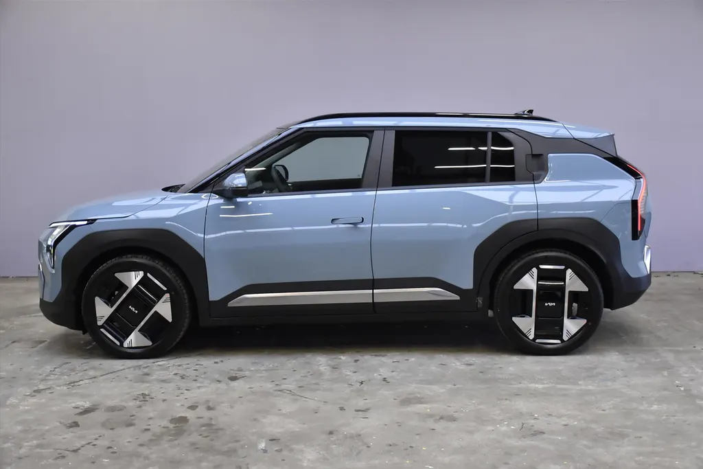 Kia EV3 58,3 kWh 204pk Plus Advanced