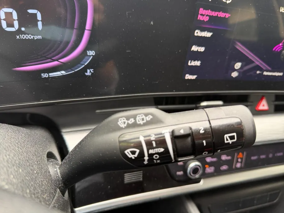 Kia Sportage 1.6 T-GDi MHEV DynamicLine | Navigatie | Climate control | Parkeer camera achter | LM-Velgen