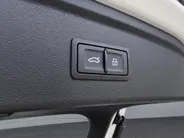 Audi A3 Sportback 45 TFSI e 245pk S edition Competition · Panoramadak · Camera · Apple/Android Car Play · Trekhaak · Stoelverwarming · Adaptive Cruise Control · Keyless · Dodehoeksensor · Elektrische kofferbak · Garantie t/m 21-02-2029 of 100.000km