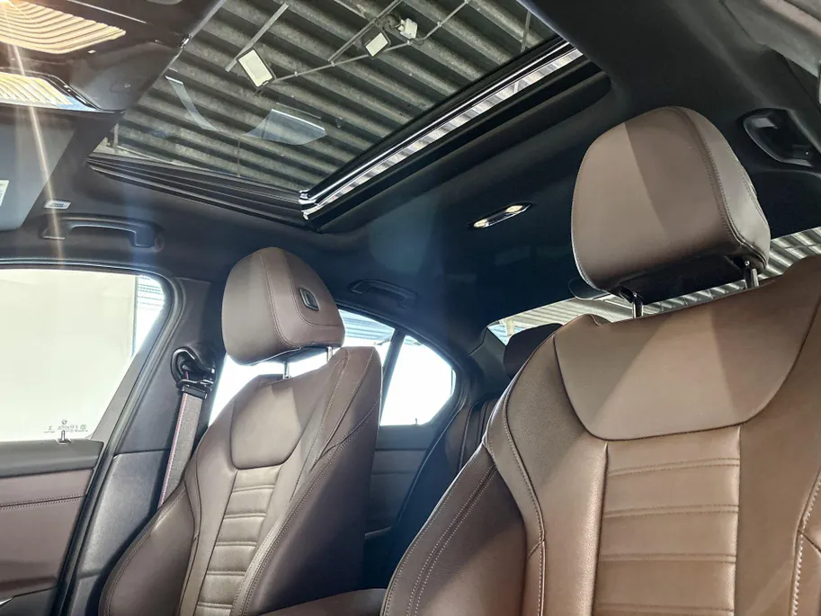 BMW 3 Serie Sedan 330i xDrive