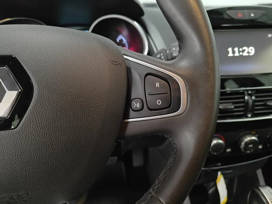 Renault Clio Estate 1.2 TCe Zen AUTOMAAT NAVI AIRCO CRUISE CONTROLE LM VELGEN PARKEERSENSOREN ZEER MOOIE AUTO