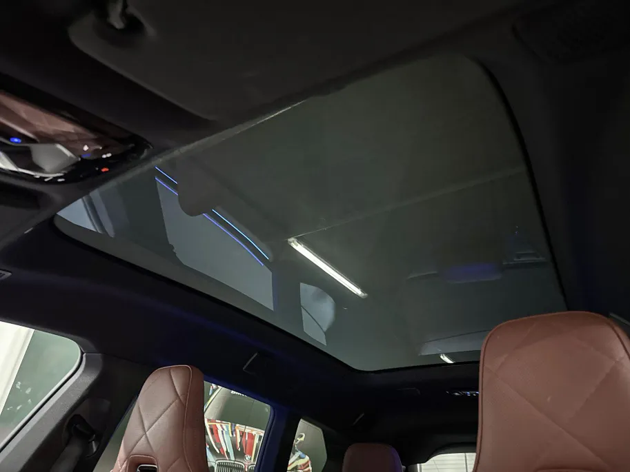 BMW iX xDrive60