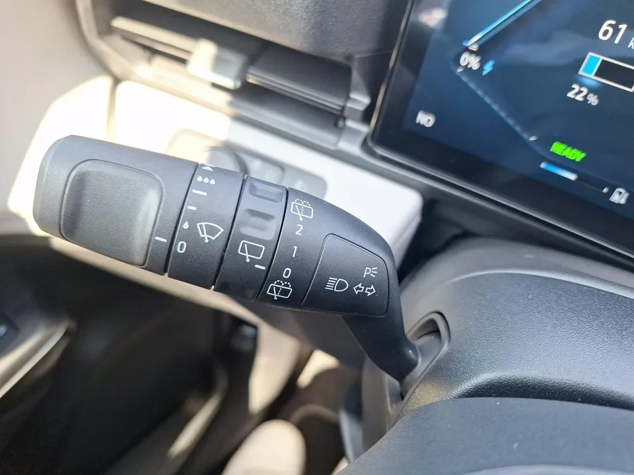 Ford Puma Gen-E 46,8 kWh | Winterpack | Comfortpack | El. achterklep | Camera | Apple Carplay&Android Auto |  Climate control |