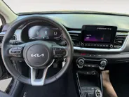 Kia Stonic 1.0 T-GDi MHEV DynamicLine Navigatie | Climate Control | Cruise Control | Apple CarPlay & Android Auto | Resterende fabrieksgarantie TM 150.000 KM | 2035