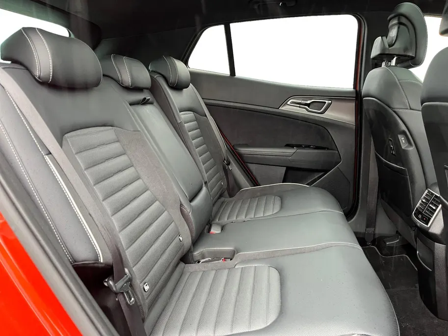 Kia Sportage 1.6 T-GDi Hybrid GT-PlusLine |Elektrische stoelen met geheugen |Panorama-dak| Stuurwiel|Stoel verwarmd| Apple Carplay/Android Auto|