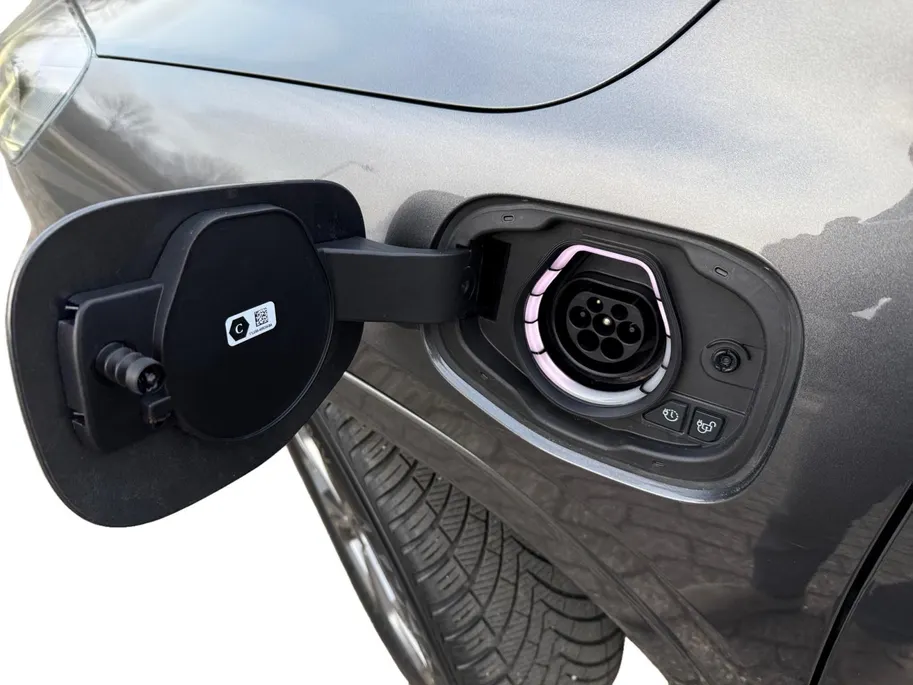 Ford Kuga 2.5 PHEV ST-Line | Driver Assistance Pack | Dodehoek detectie | Achteruitrijcamera | Apple Carplay | Android Auto |