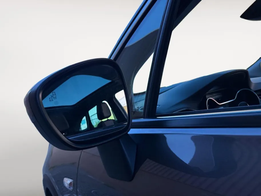 Opel Crossland X 1.2 Turbo Ultimate | trekhaak | HUD | Pano | Stoel/stuur/voorruitverwarming |