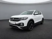 Volkswagen T-Cross 1.0 TSI 95pk Life · Apple/Android Car Play · Trekhaak · P-Sensoren · Airco · 16'Velgen ·