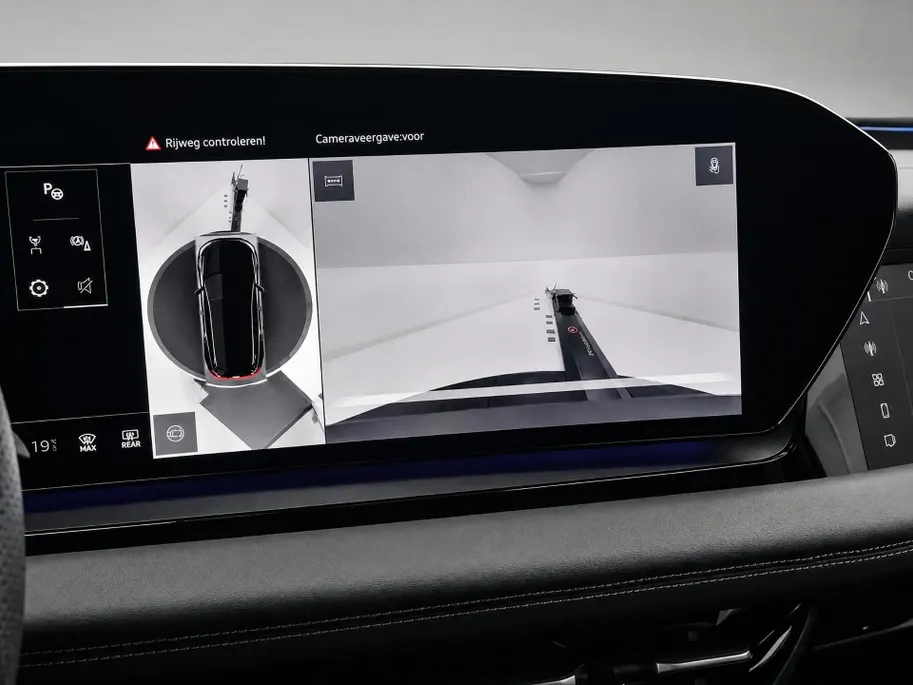 Audi Q6 e-tron Sportback S edition performance 100 kWh 306pk · SOH 97,5% · Panoramadak · 360 Camera · Wegklapbare Trekhaak · Bang & Olufsen · Leder · Warmtepomp · Head-Up · 20'' Inch · Garantie t/m 17-09-2030 of 100.000km