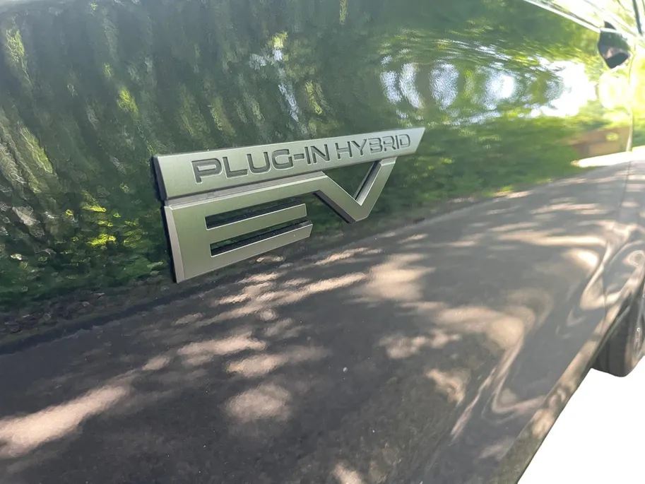 Mitsubishi Outlander 2.4 PHEV Black Edition 2.4 PHEV Black Edition | 6000 EURO KORTING | ALLE OPTIES | DIRECT LEVERBAAR |