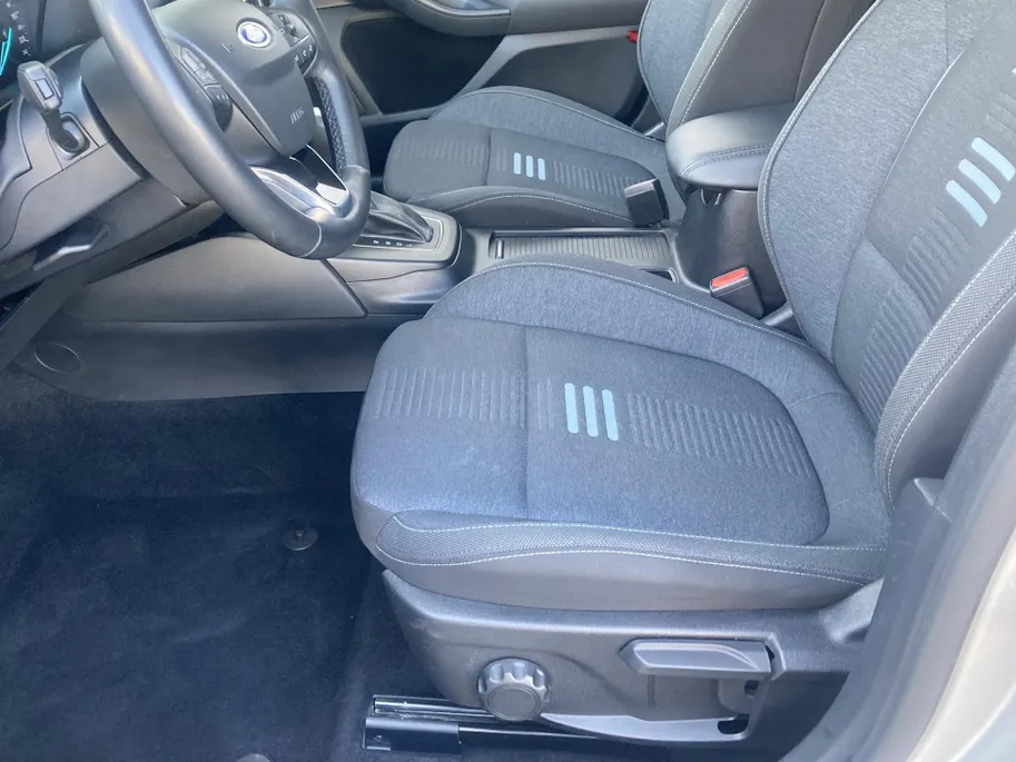Ford Focus Active 1.0 EcoBoost Hybrid 155 pk automaat Groot Navi - Winter Pack - BLISS - Adaptive Cruise Control - Camera