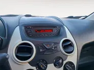 Ford Ka 1.2 Cool & Sound start/stop | Lichtmetalen velgen | Spoiler | Airco