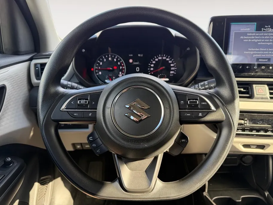 Suzuki Swift 1.2 Comfort Smart Hybrid | Apple Carplay & Android Auto | Parkeercamera | Keyless | Bel voor afspraak 030-2911111