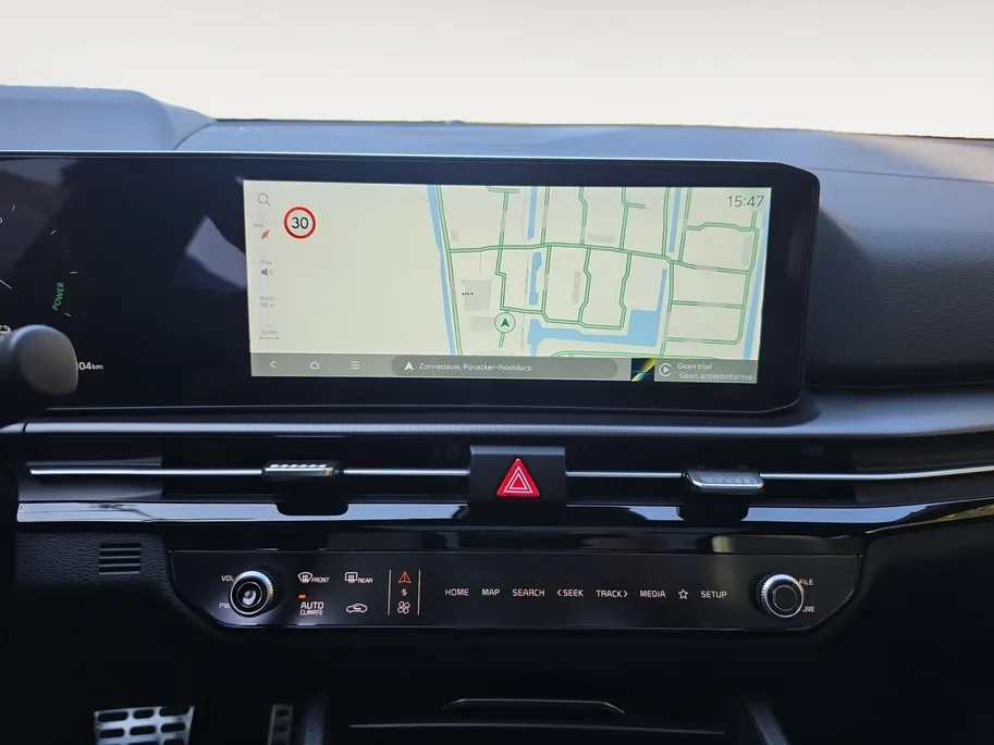 Kia Sportage 1.6 T-GDi Hybrid GT-PlusLine | Schuif/kanteldak | Lederen bekleding | 360 Graden camera | Head up display | Elektrische achterklep | Elektrische stoel verstelling met geheugen | Stoel verwarming + ventilatie voor | Dodehoek camera | Draadloze oplader | Ad