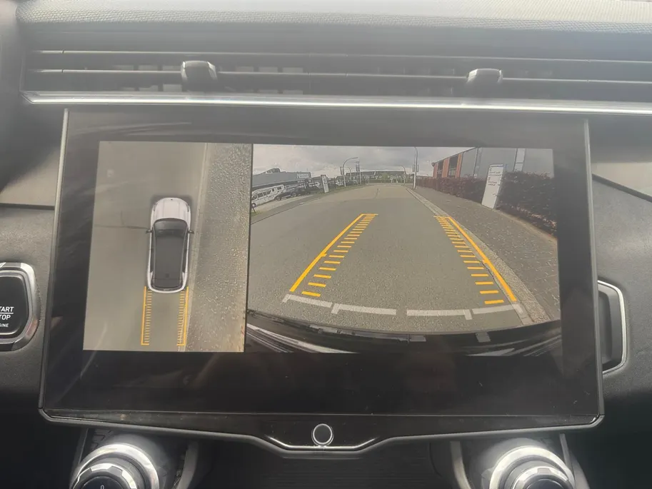 Lynk & Co 01 1.5 | Automaat | Panorama Dak | 360* Camera | Stoelverwarming | Apple Carplay/Android Auto | DAB | Climate Control | Cruise Control | Navigatie