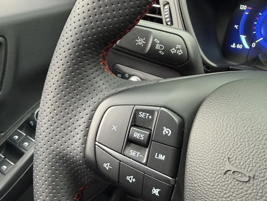 Ford Kuga 2.5 PHEV ST-Line X
