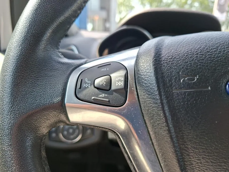 Ford B-MAX 1.0 EcoBoost Titanium | Dealeronderhouden | Cruise control | Lichtmetalen velgen | Navigatie | Camera