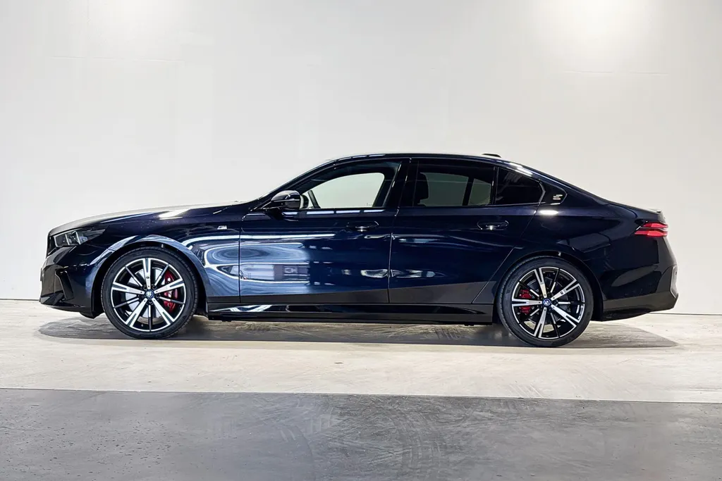 BMW i5 Sedan eDrive40 M Sportpakket Pro Comfort