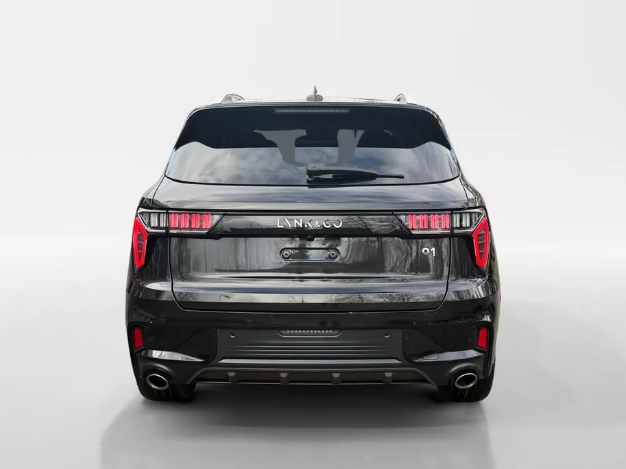 Lynk & Co 01 1.5 Apple Carplay/Android Auto , stoelverwarming , panoramadak , navigatiesysteem full map , camera 360 , elektrisch verstelb. bestuurdersstoel met geheugen , elektrisch bedienbare achterklep ,                                               lichtmetalen ve