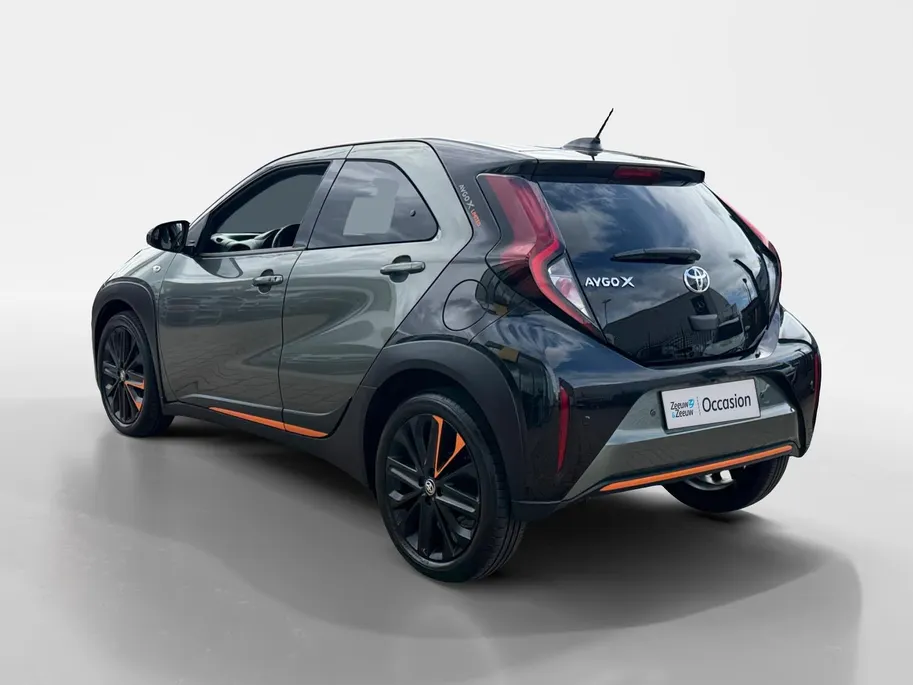 Toyota Aygo X 1.0 VVT-i MT Limited | Apple Carplay & Android Auto | Stoelverwarming | JBL Audio | Camera | Parkeersensoren | LMV | Cruise & Climate Control | Dealer Onderhouden | 12 Maanden BOVAG Garantie