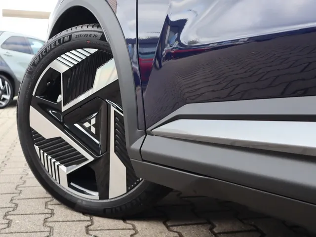 Mitsubishi Eclipse Cross Intense+ 87 kWh | Stuur/Stoel Verwarming | 360* Camera