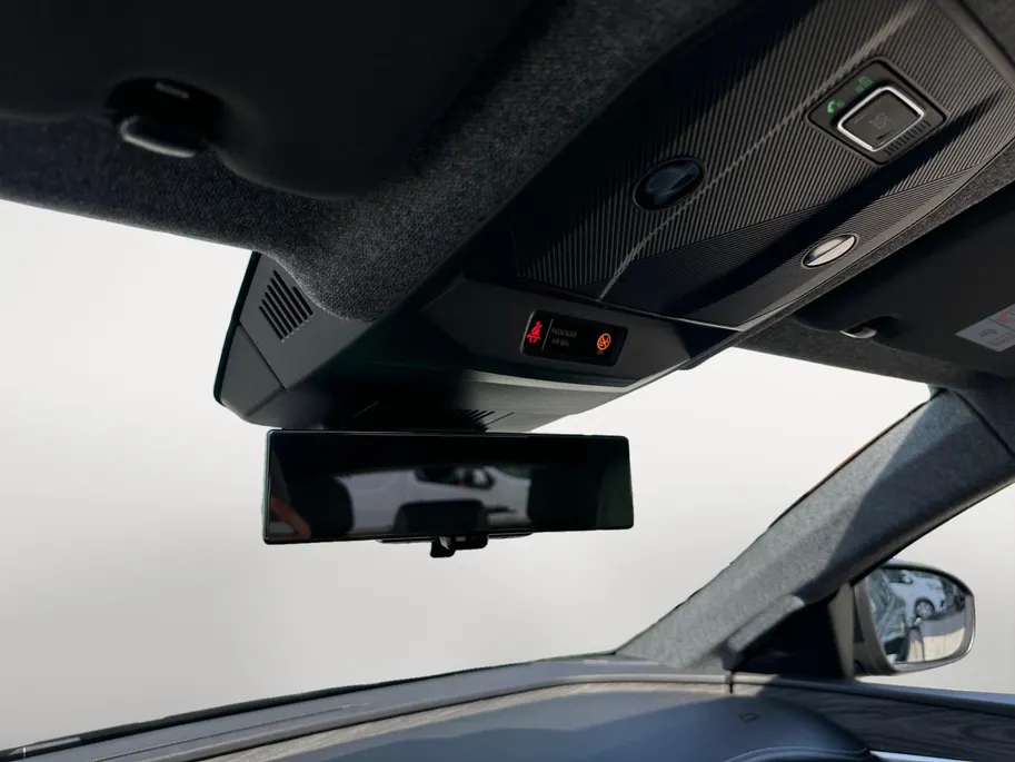Renault Scénic E-Tech EV87 long range iconic | Dode Hoek Detectie | Harman Kardon | Stoel & Stuurverwarming | Automatische Kofferbak | Apple Carplay & Android Auto | Dodehoek Detectie | 12 Maanden BOVAG Garantie