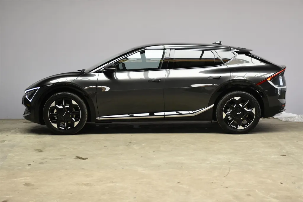 Kia EV6 63kWh 170pk RWD Plus NIEUW - SNEL LEVERBAAR